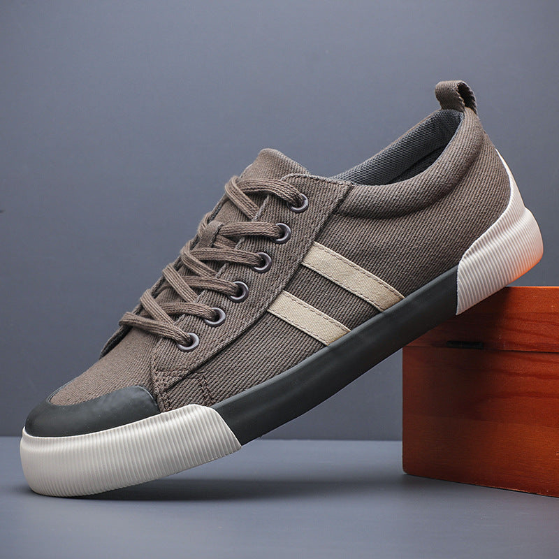 Sapatos de homem elegantes
