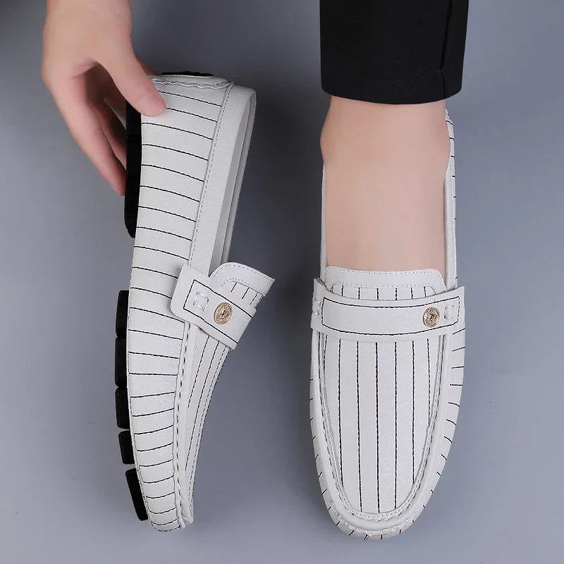 Mocassins de couro chiques