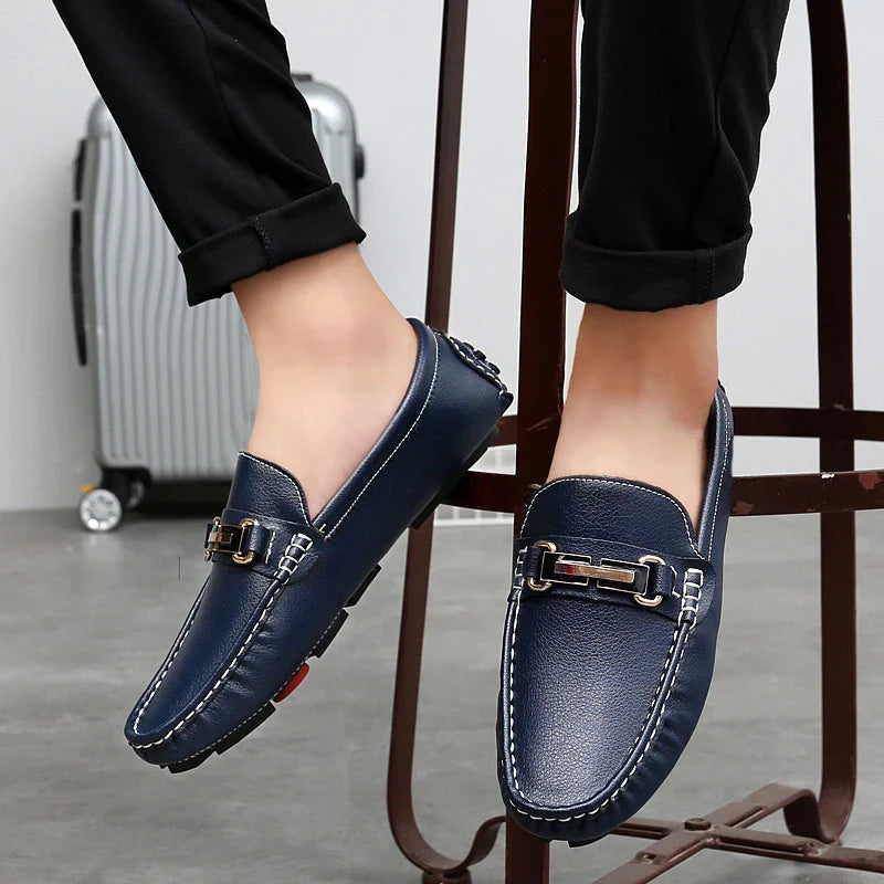 Mocassins em pele genuína