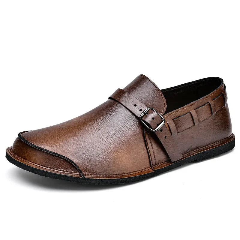 Mocassins de couro com fivela