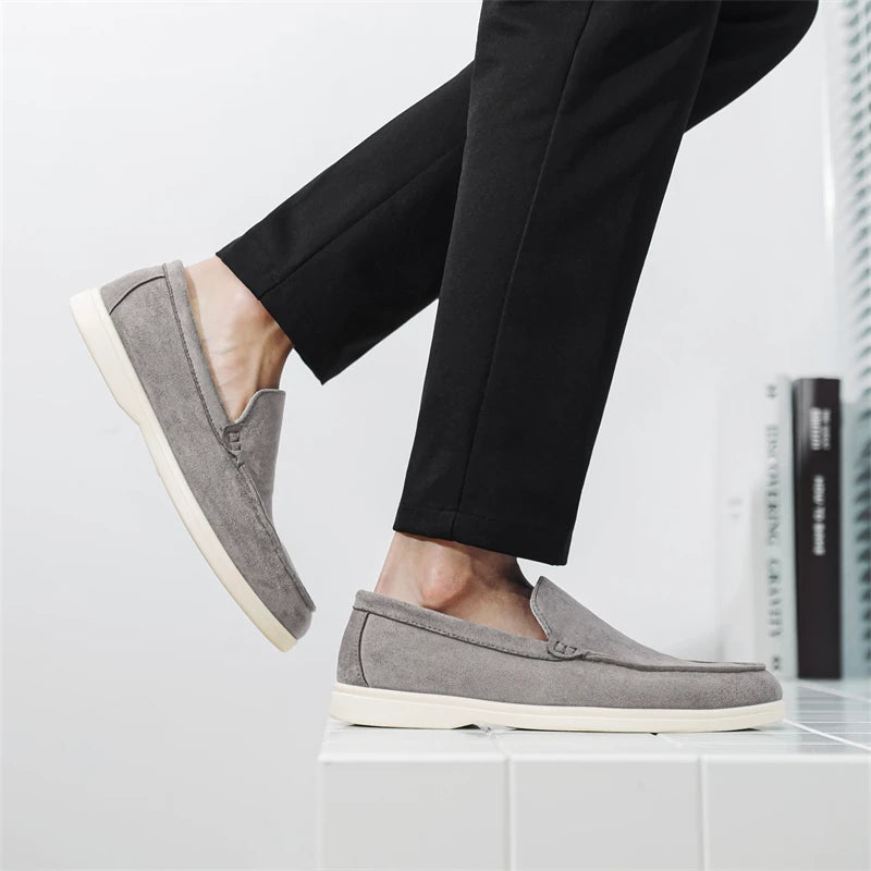 Mocassins casuais de camurça