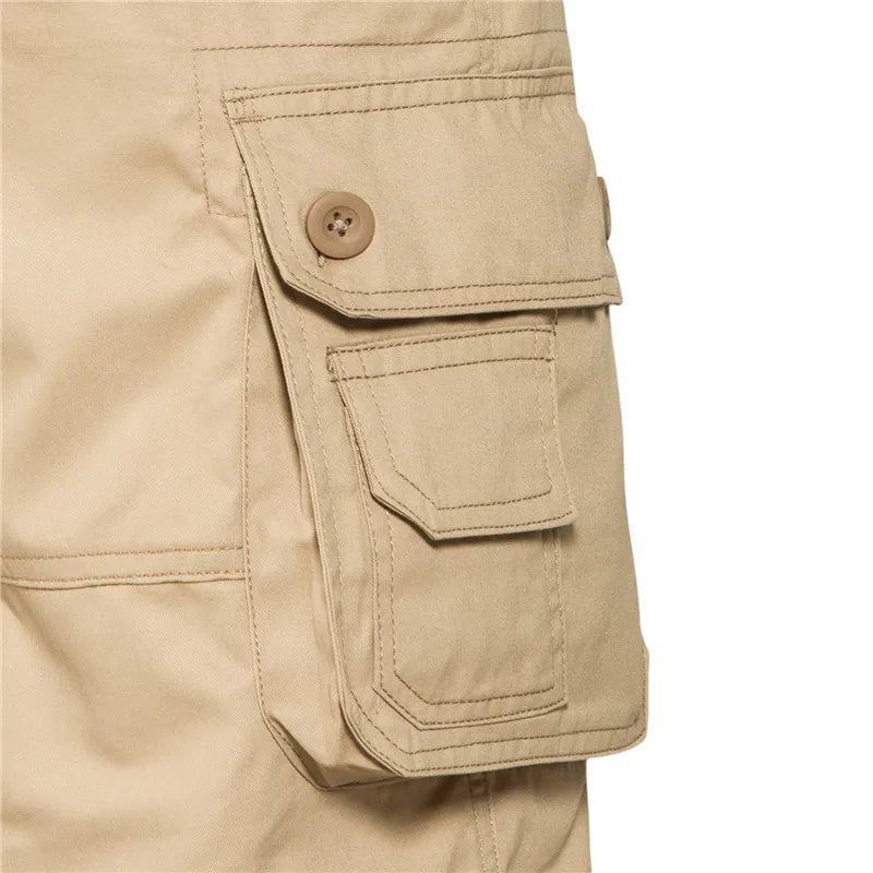 Calções multibolsos para homem