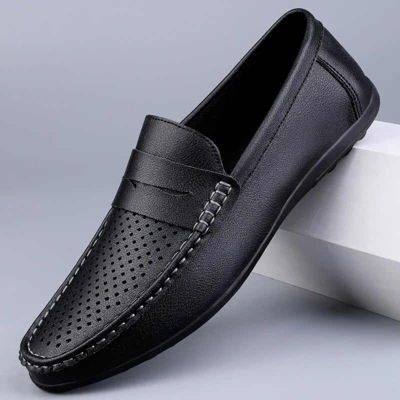 Mocassins clássicos em pele italiana