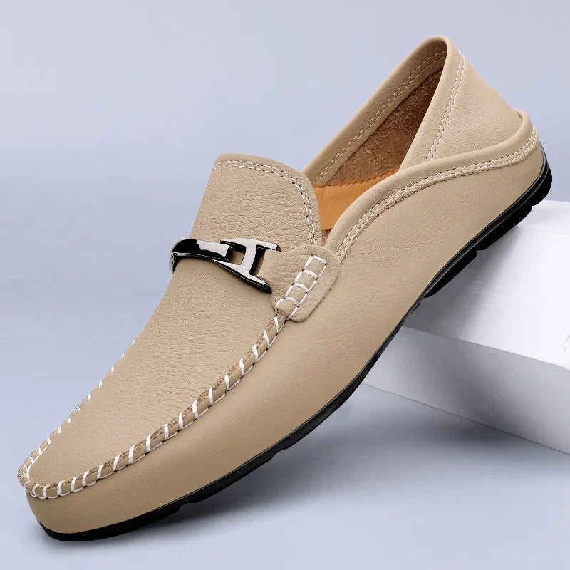 Mocassins em pele de primeira qualidade