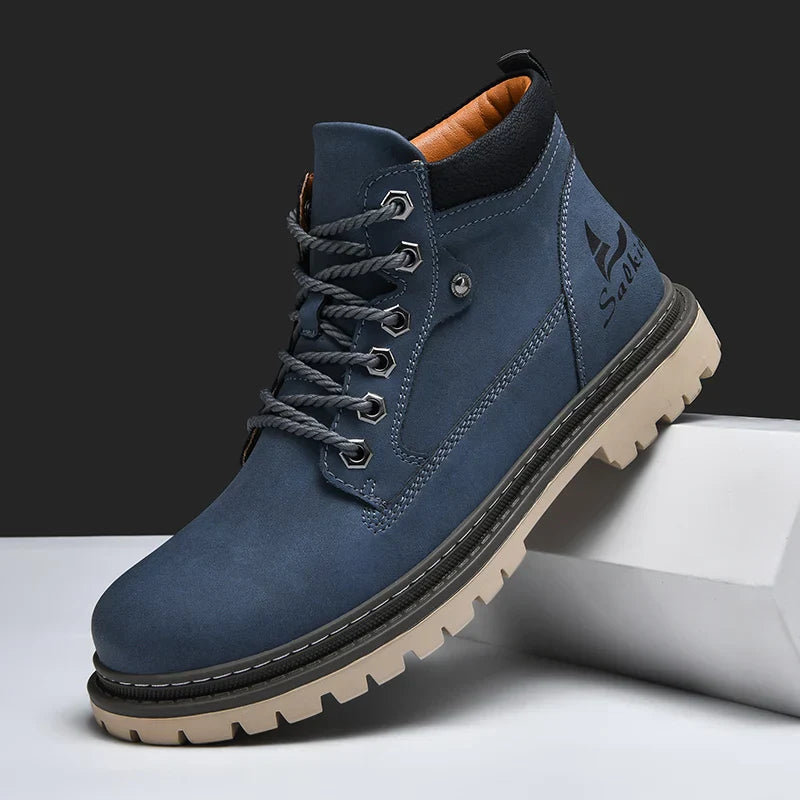 Botas de couro elegantes