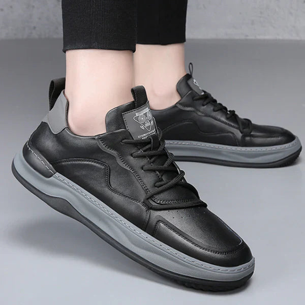 Sapatos de couro de sola alta