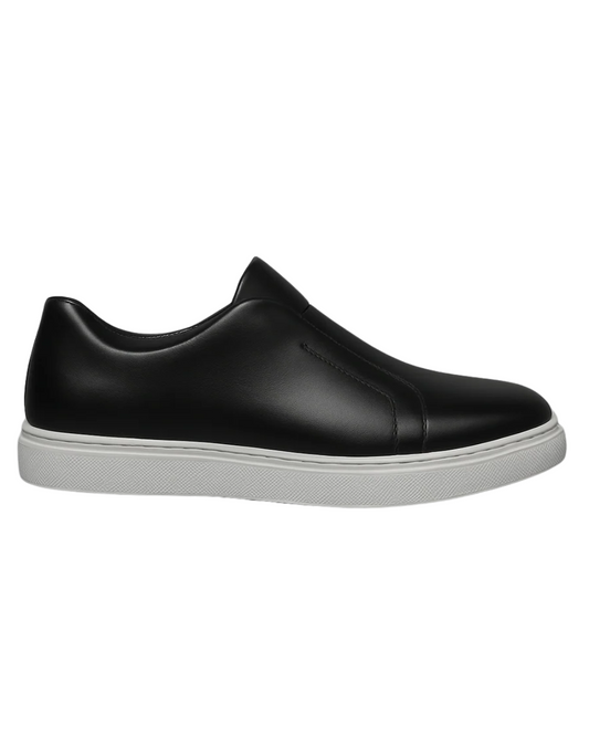 Sapatos de couro elegantes
