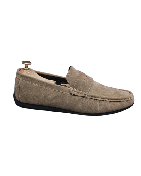 Mocassins leves de camurça para homem