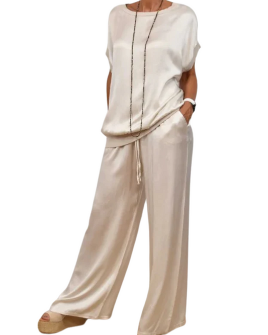 Conjunto feminino elegante
