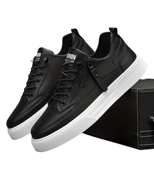 Sapatos clássicos em pele