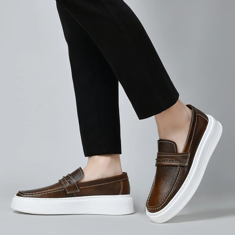 Sapatos de barco em pele