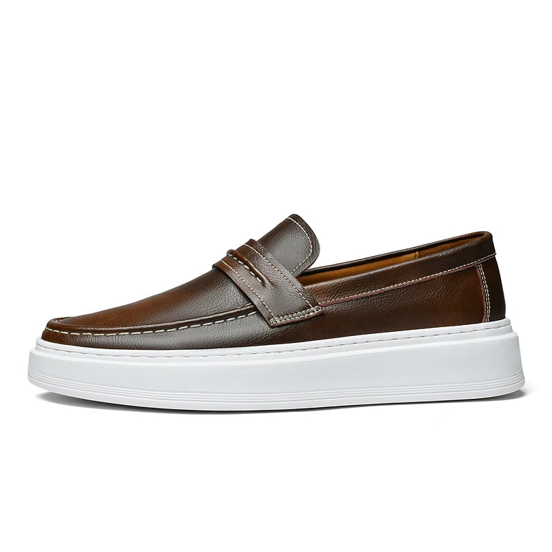 Sapatos de barco em pele