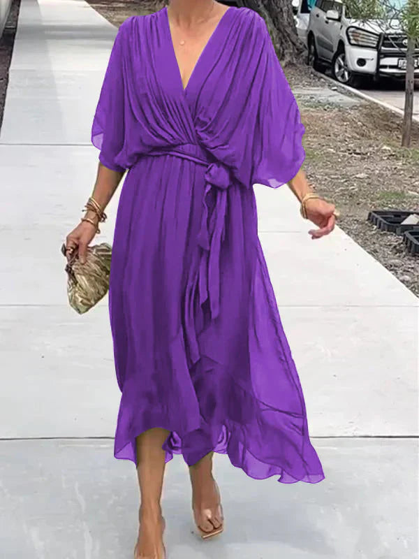 Vestido em chiffon de seda com decote em V