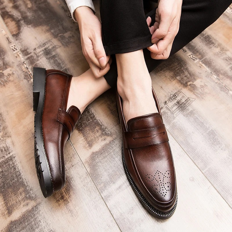 Mocassins britânicos elegantes