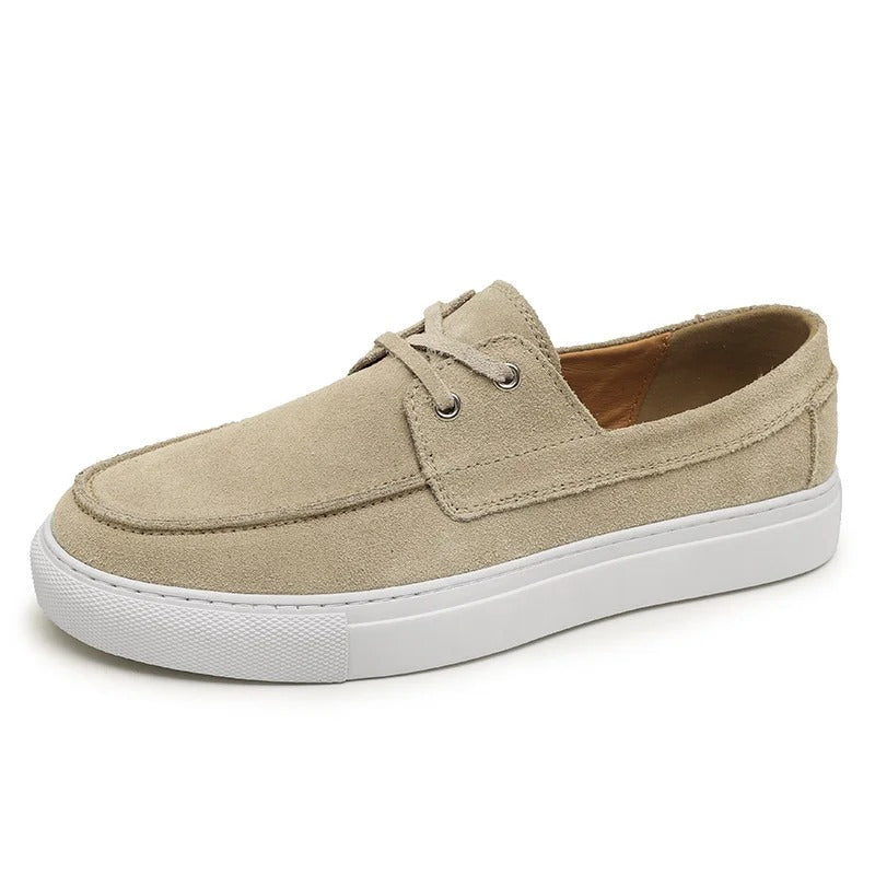 Sapatos elegantes de camurça