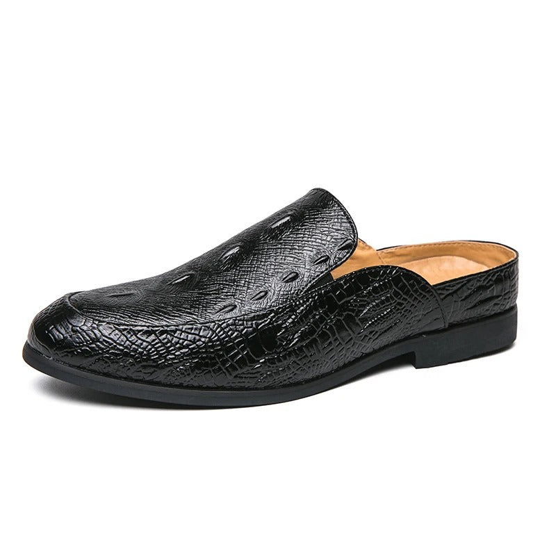 Sapatos elegantes com estampado de crocodilo