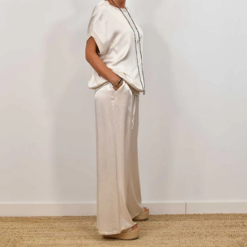 Conjunto feminino elegante