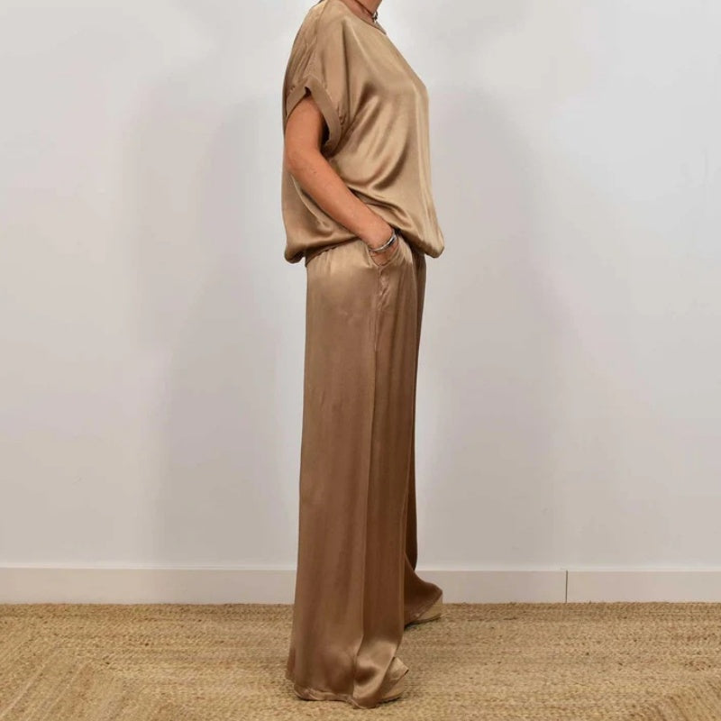 Conjunto feminino elegante
