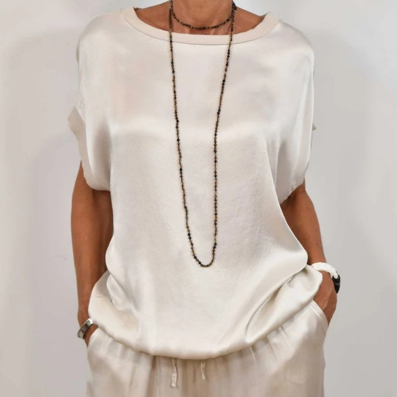 Conjunto feminino elegante