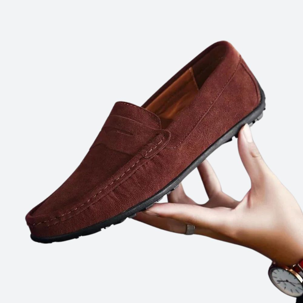 Mocassins clássicos de camurça para homem