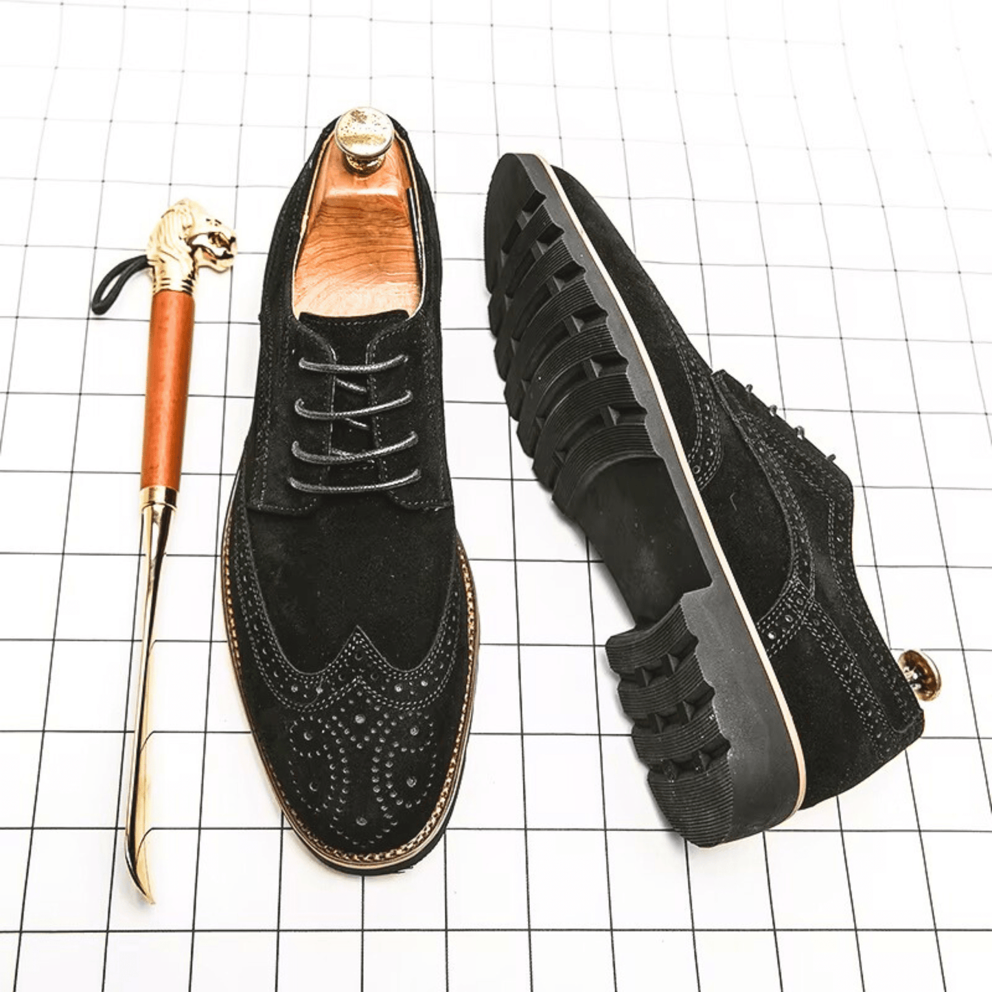 Sapatos Oxford de camurça