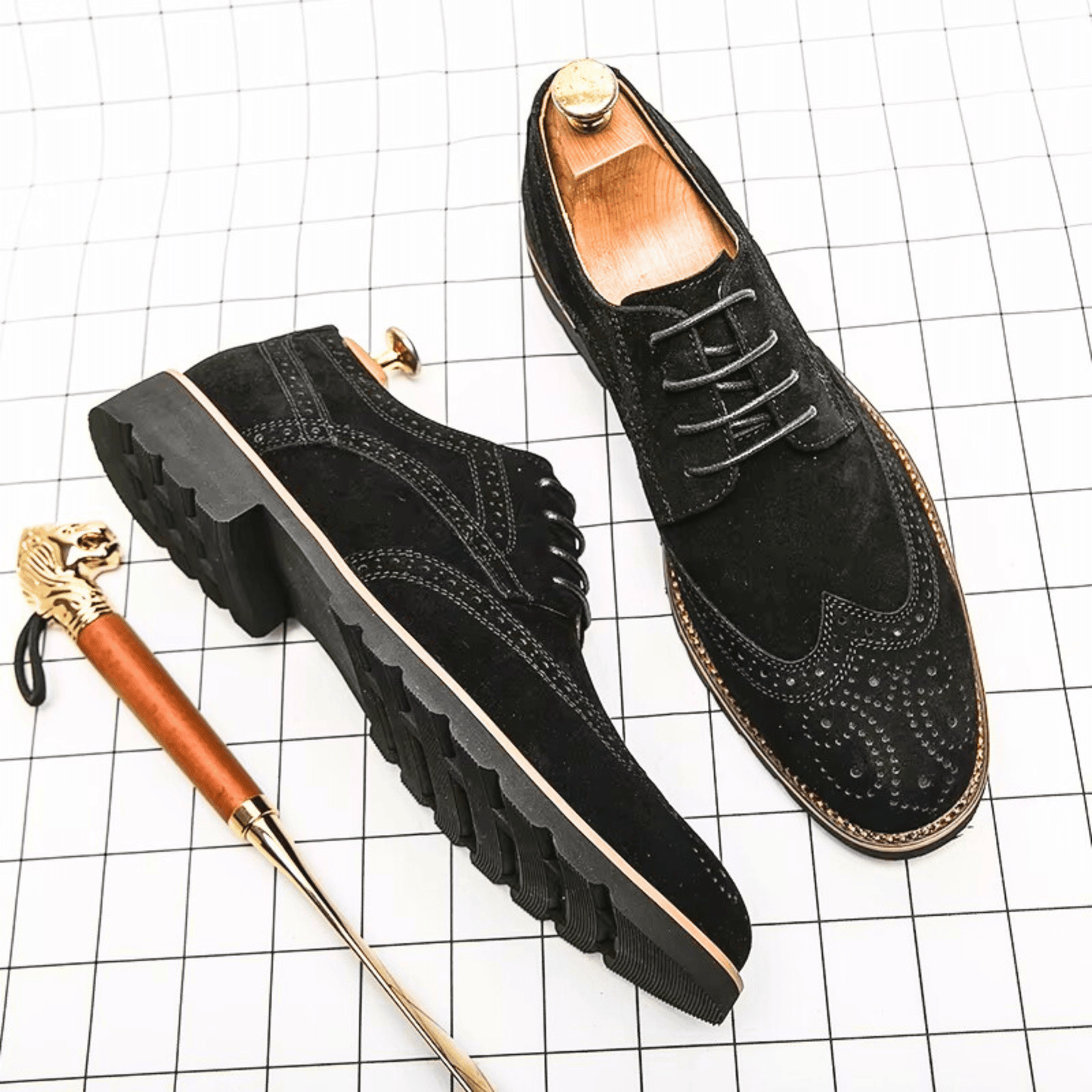 Sapatos Oxford de camurça